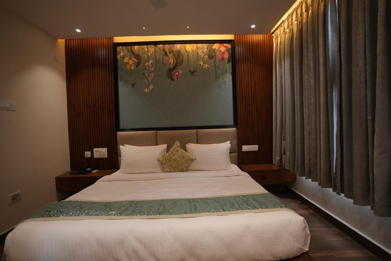 Eden Park Boutique Hotel Vijayawāda Esterno foto